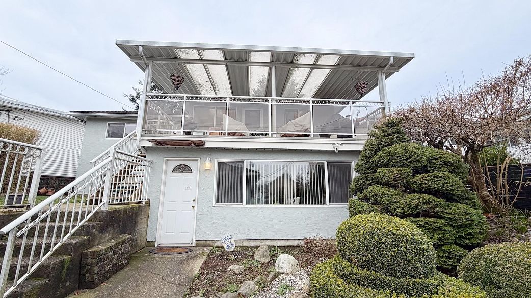 6462 Nanaimo Street