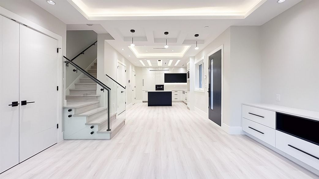 2373 W 7th Street
