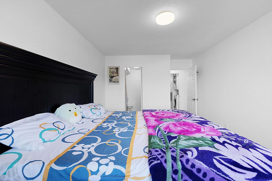 205 3043 270 Street