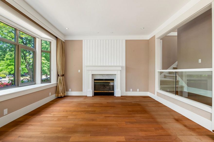 6678 Angus Drive