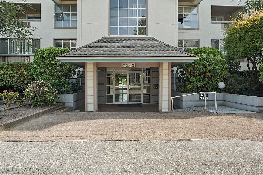 307 7540 Minoru Boulevard