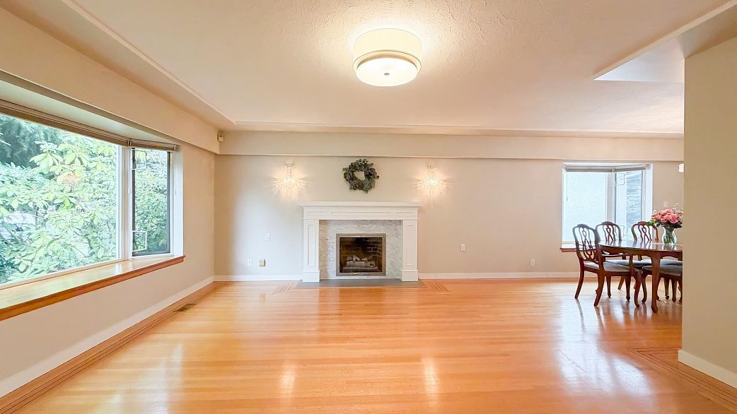 6462 Nanaimo Street