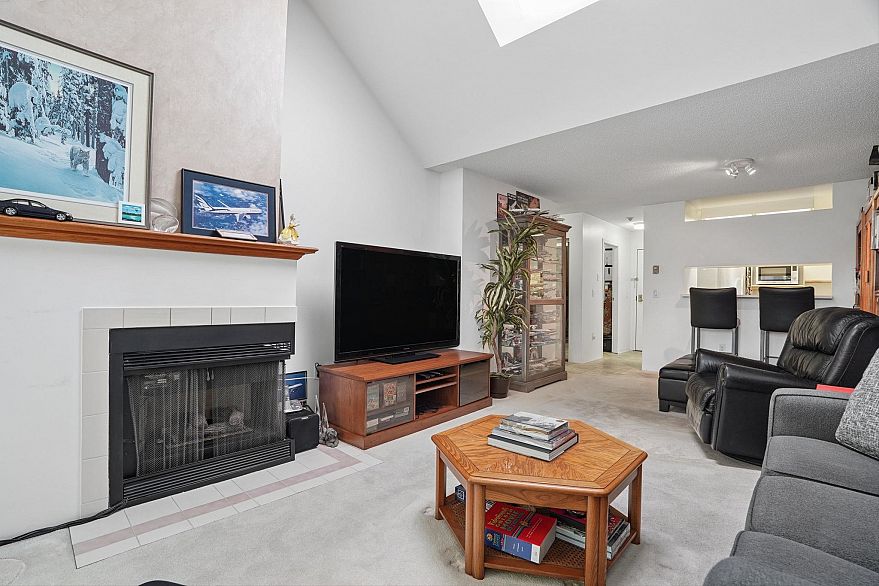 307 7540 Minoru Boulevard