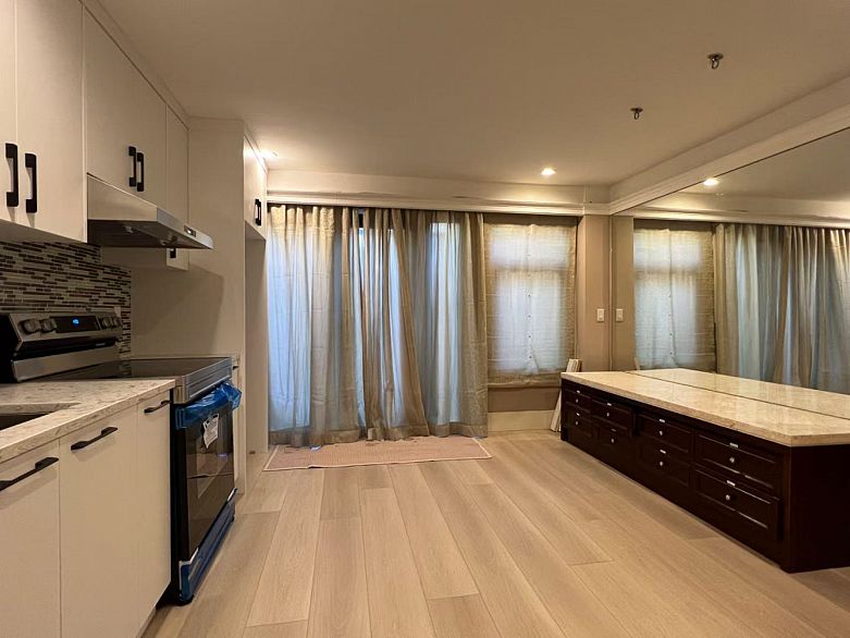 6678 Angus Drive
