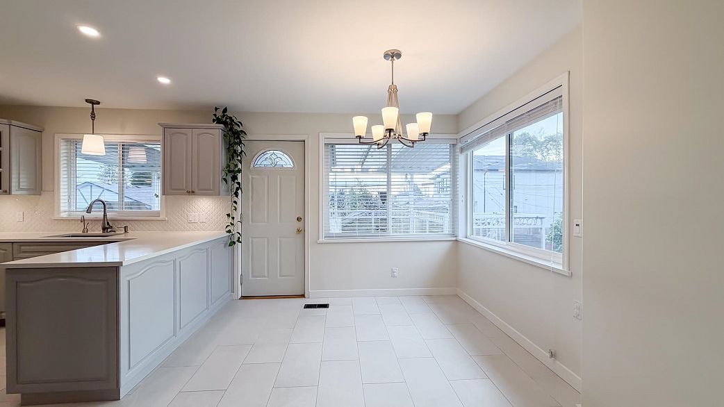 6462 Nanaimo Street