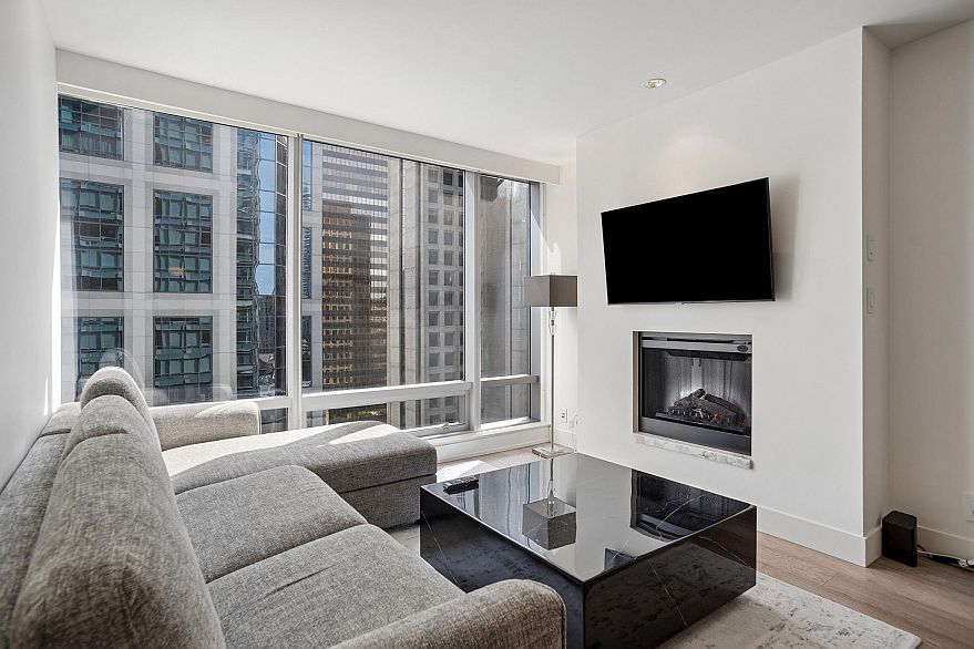 1804 1111 Alberni Street