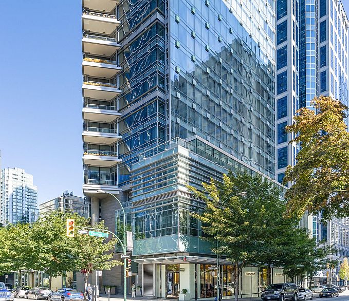 1804 1111 Alberni Street