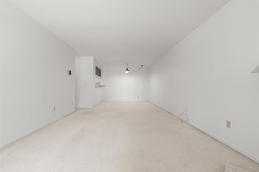 256 1440 Garden Place