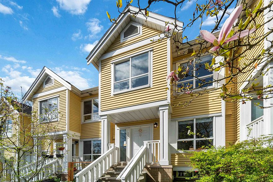 8433 Jellicoe Street
