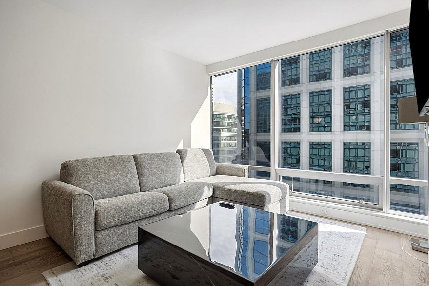 1804 1111 Alberni Street