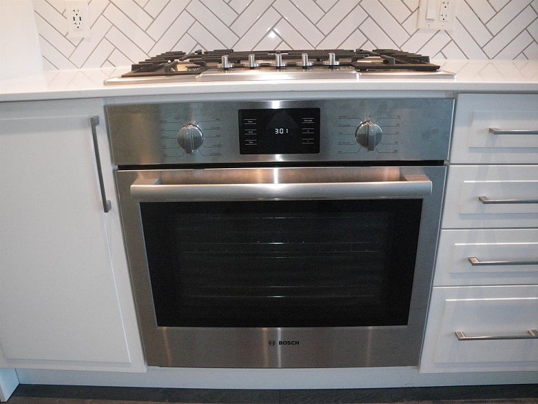 316 2435 Kingsway