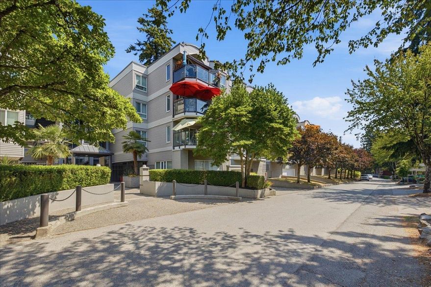 303 2250 SE Marine Drive