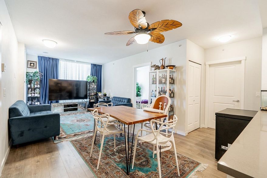 1006 3281 E Kent Avenue North