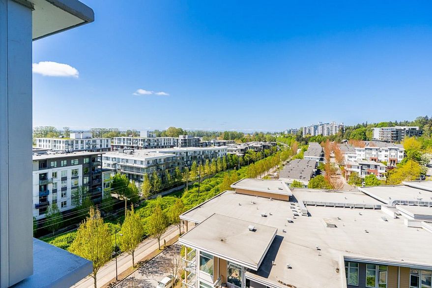 1006 3281 E Kent Avenue North