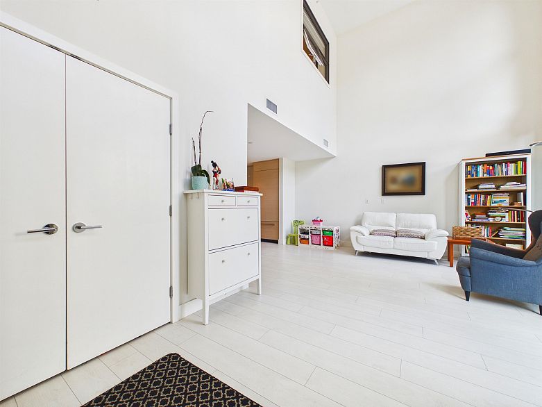 3544 Sawmill Crescent