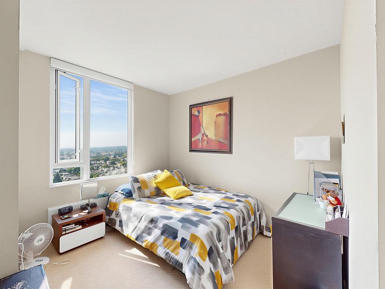 3702 488 SW Marine Drive