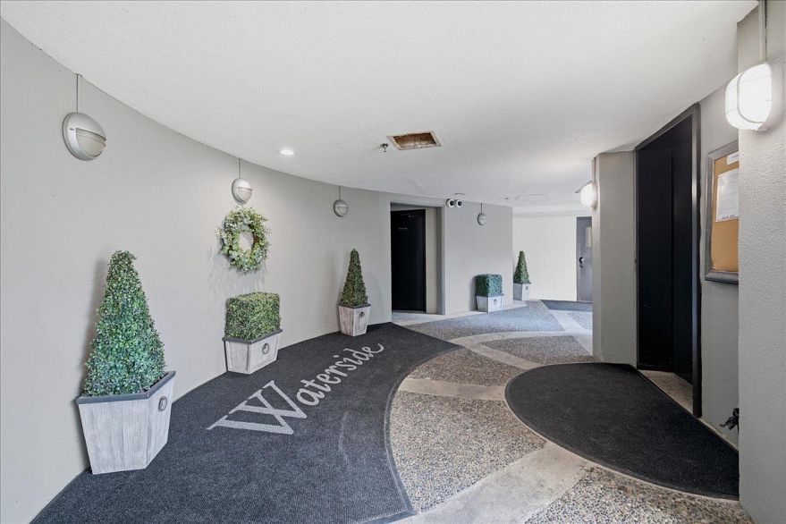 303 2250 SE Marine Drive