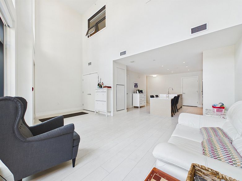 3544 Sawmill Crescent