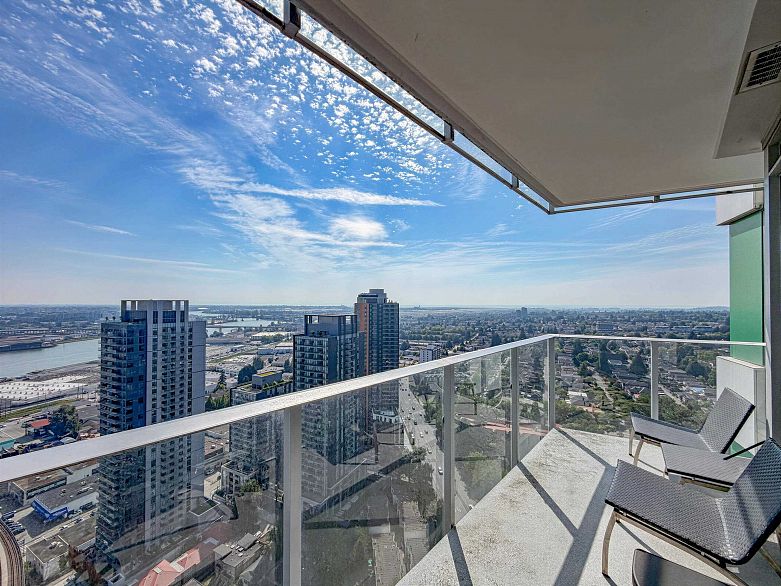 3702 488 SW Marine Drive