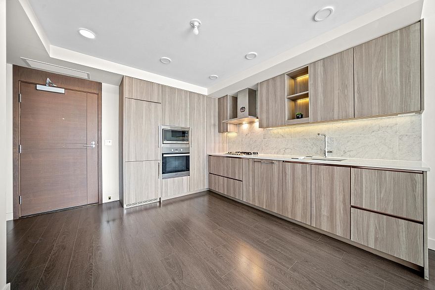 1107 433 SW Marine Drive