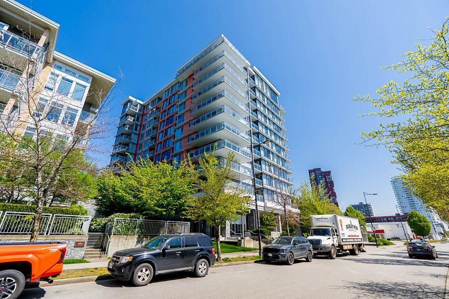 1006 3281 E Kent Avenue North
