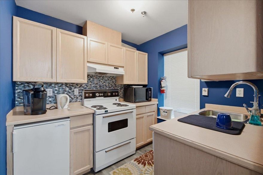 303 2250 SE Marine Drive