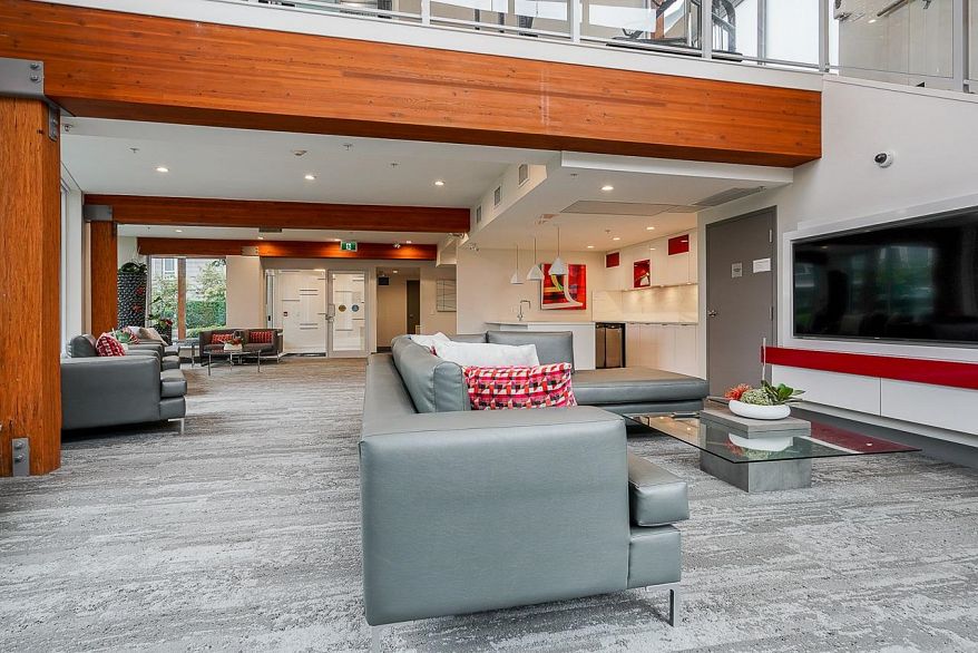 1006 3281 E Kent Avenue North