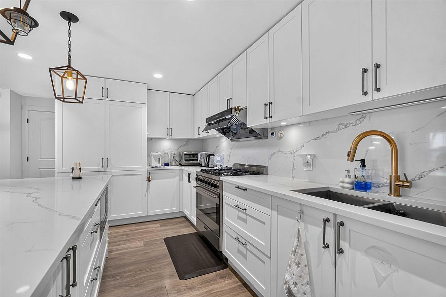451 W 63rd Avenue