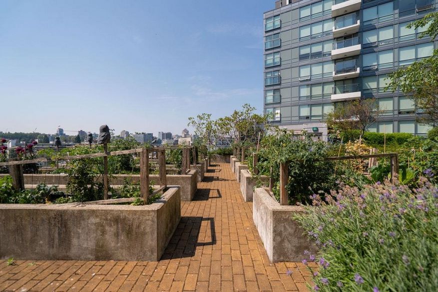 155 W 2nd Avenue