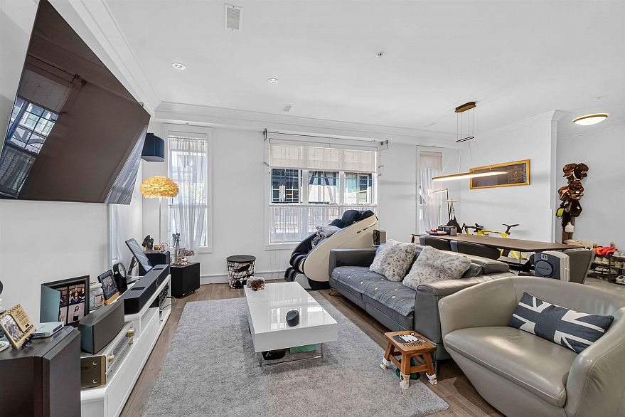 451 W 63rd Avenue