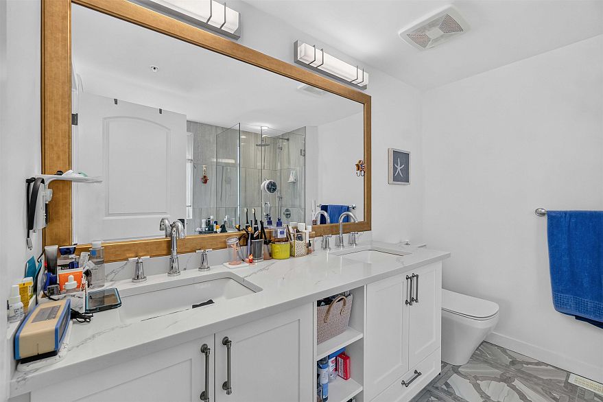 451 W 63rd Avenue