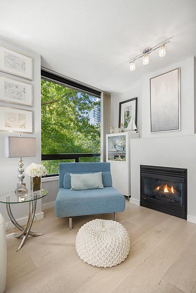 304 1003 Burnaby Street
