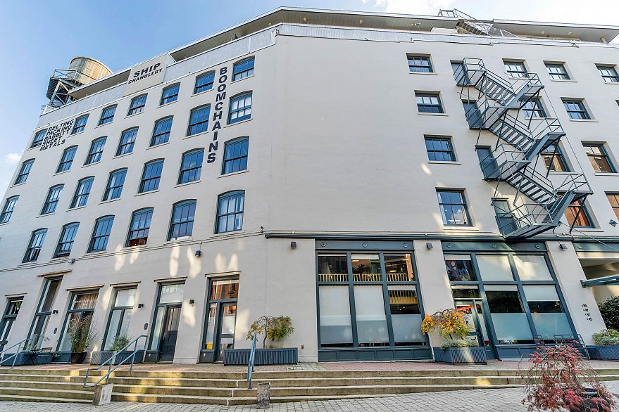 506 55 E Cordova Street