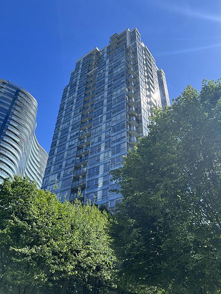 1707 939 Expo Boulevard