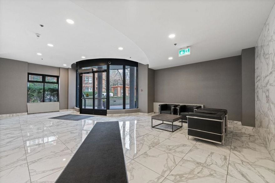 404 238 Alvin Narod Mews
