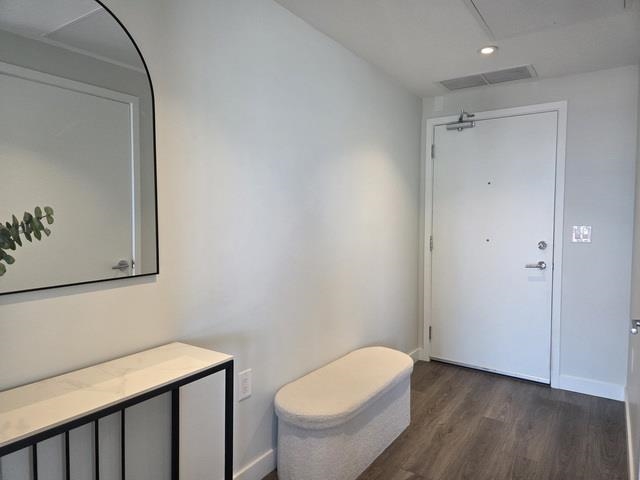 907 3430 E Kent Avenue South