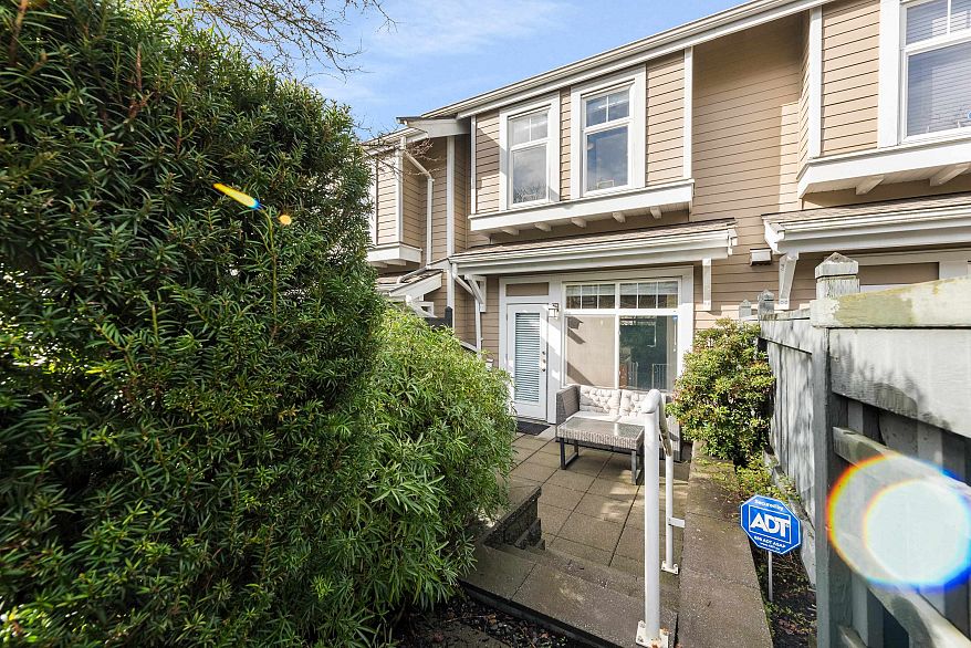 319 W 59th Avenue