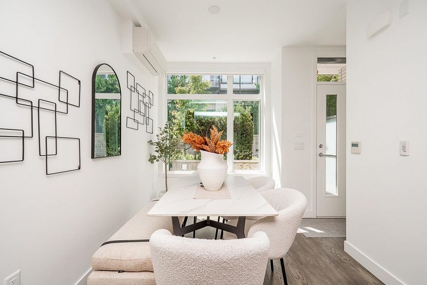 533 W 29th Avenue