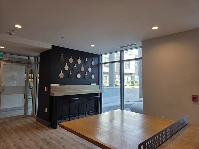 907 3430 E Kent Avenue South