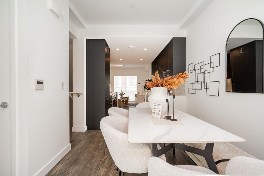 533 W 29th Avenue