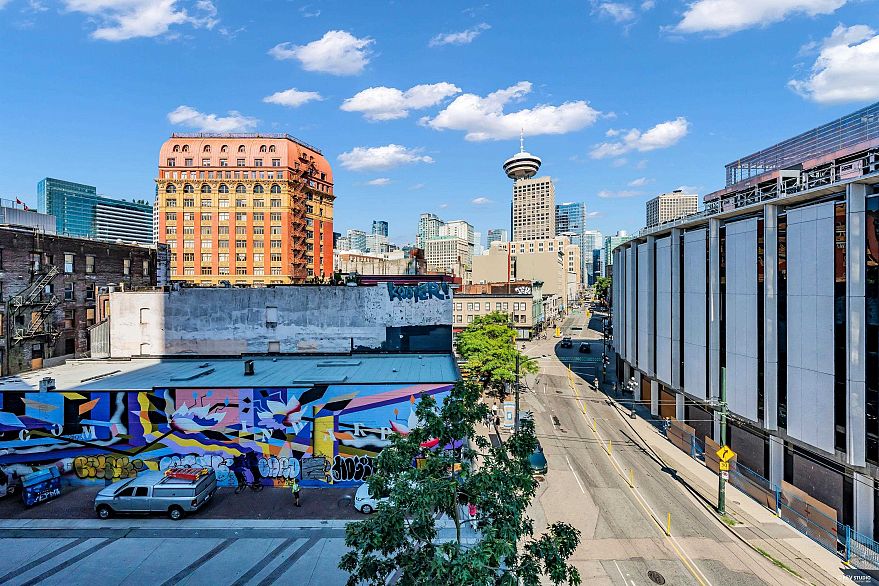 610 128 W Cordova Street
