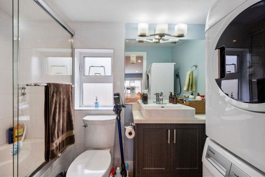 968 E 31st Avenue