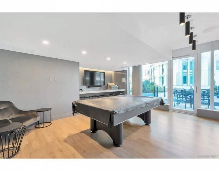 1204 8238 Lord Street