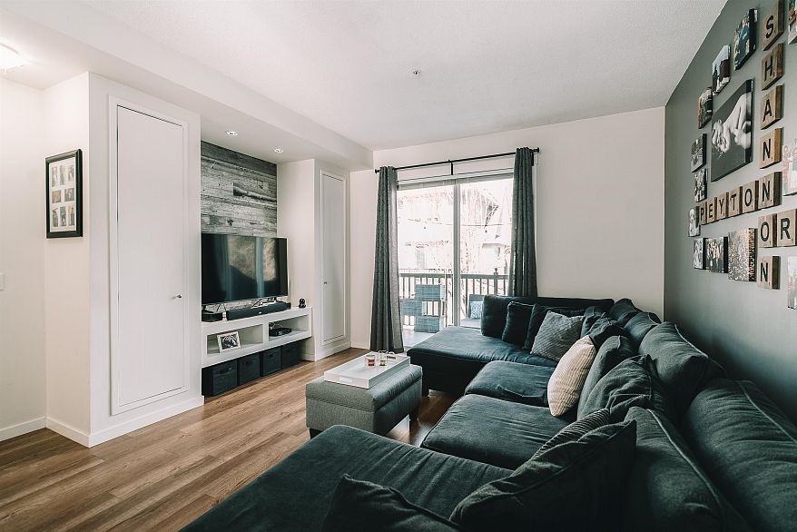 136 2418 Avon Place