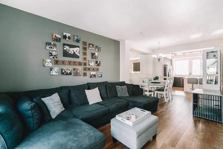 136 2418 Avon Place