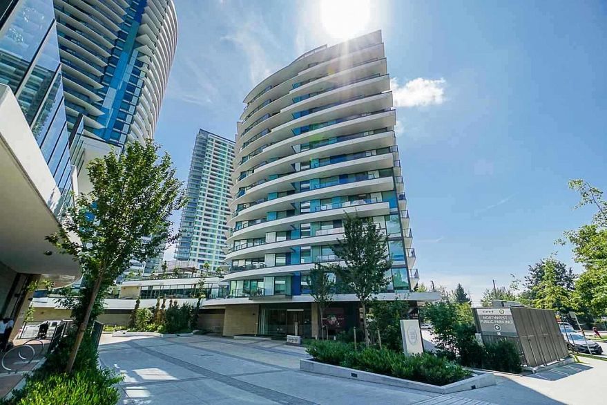1204 8238 Lord Street