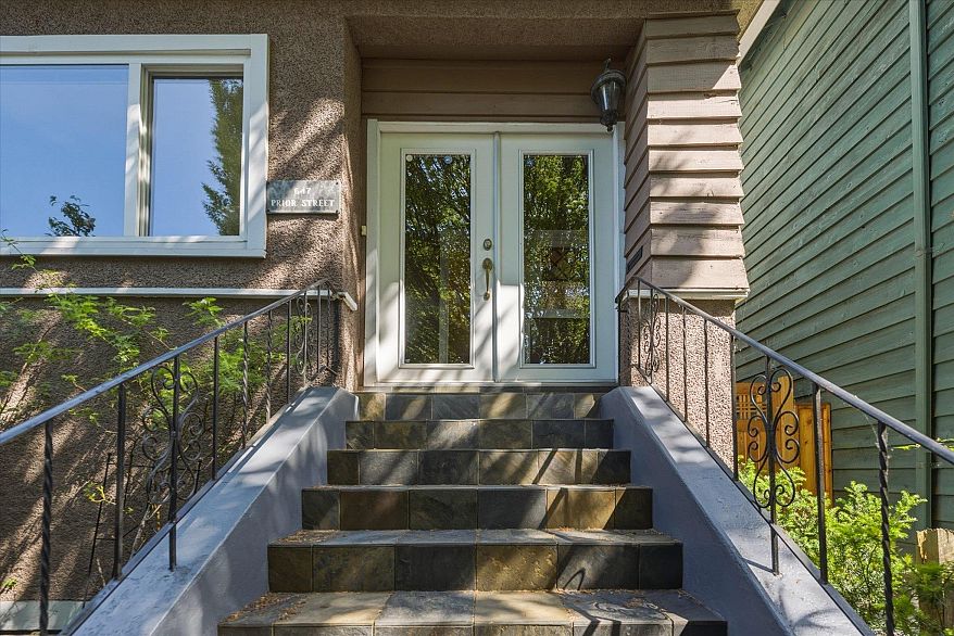 647 Prior Street