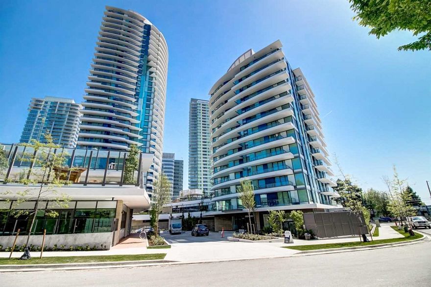 1204 8238 Lord Street