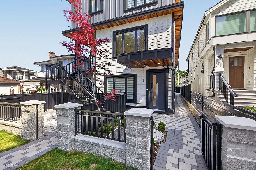 1 2035 E 51st