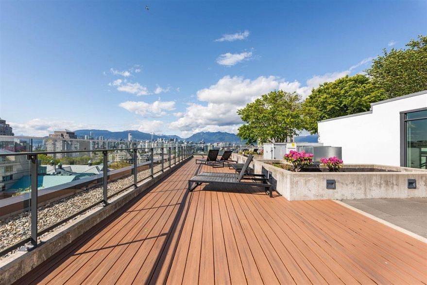 909 2888 Cambie Street